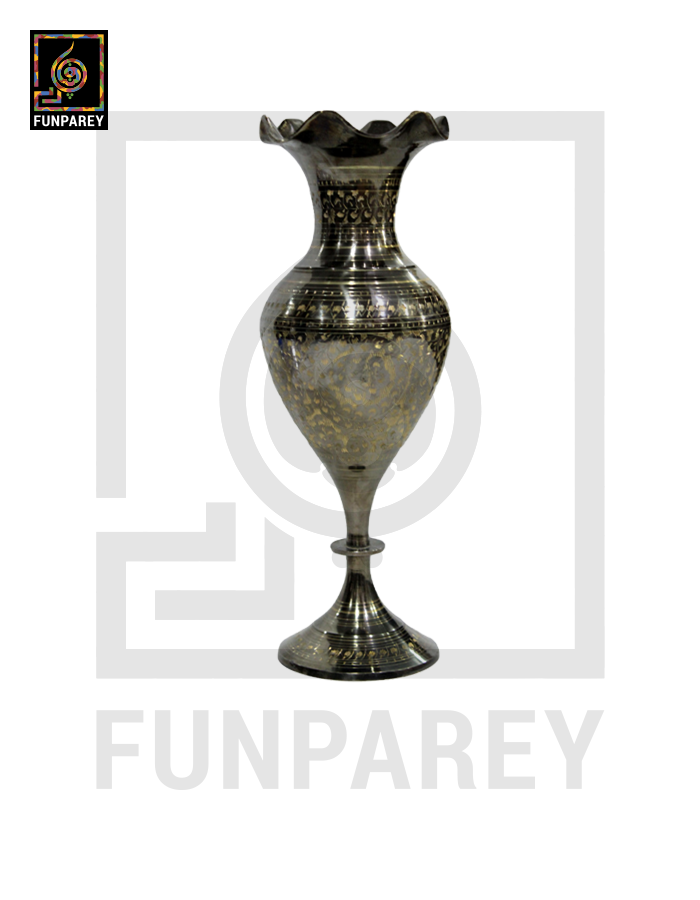Handmade 14" Sleek Footed Brass Vase Pair 'Cobra'