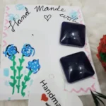 Resin Earrings Dark Blue Catseye 01