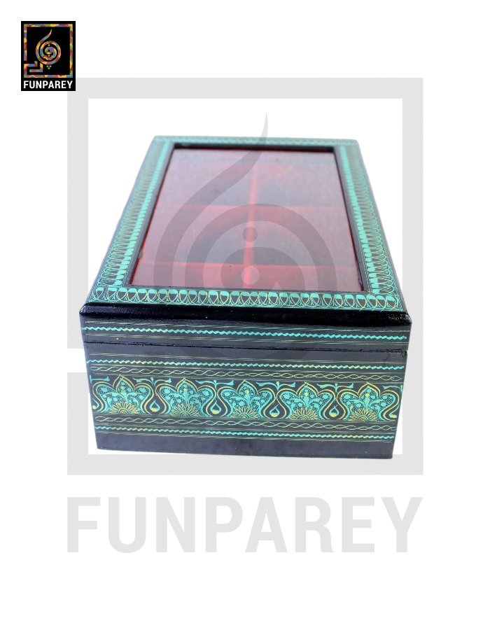 Wooden Jewelry Box with Partitions & Window 8/12 with Lacquer Art