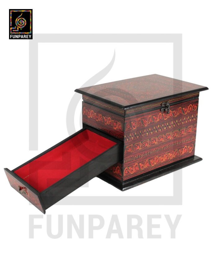 Lacquerware Wooden Trinket Box Distinct 8/12 with 2 Drawers