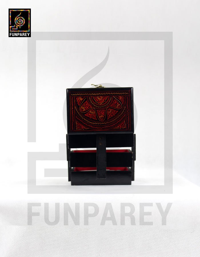 Wooden Cantilever Jewelry Box 4/6 with Lacquer Art