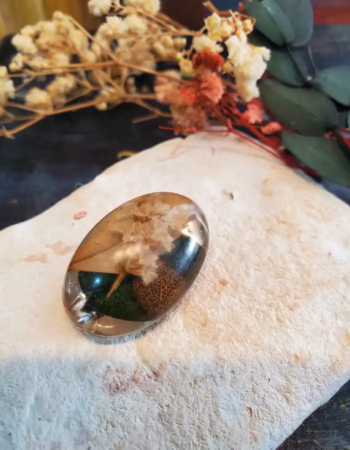 Handcrafted Resin Scarf Pin - Journey of Flowers