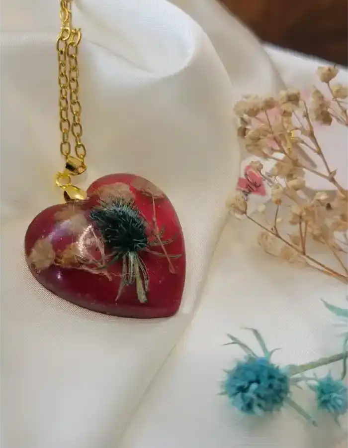 Handmade Resin Pendant Floral - Emblems 7x9