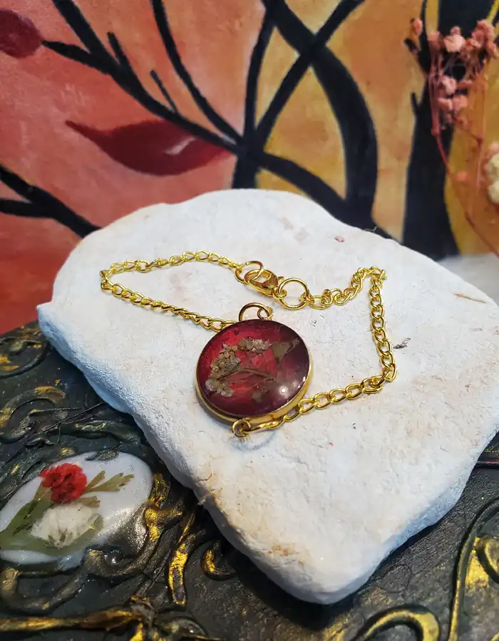 Resin Bracelet - Scarlet Memory