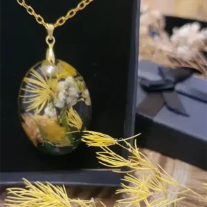 Resin Made Pendant - Nature’s Keepsakes 7x9