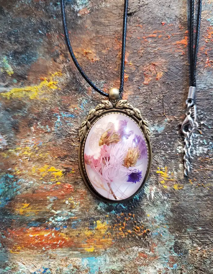 Resin Pendant - The Garden of Stillness